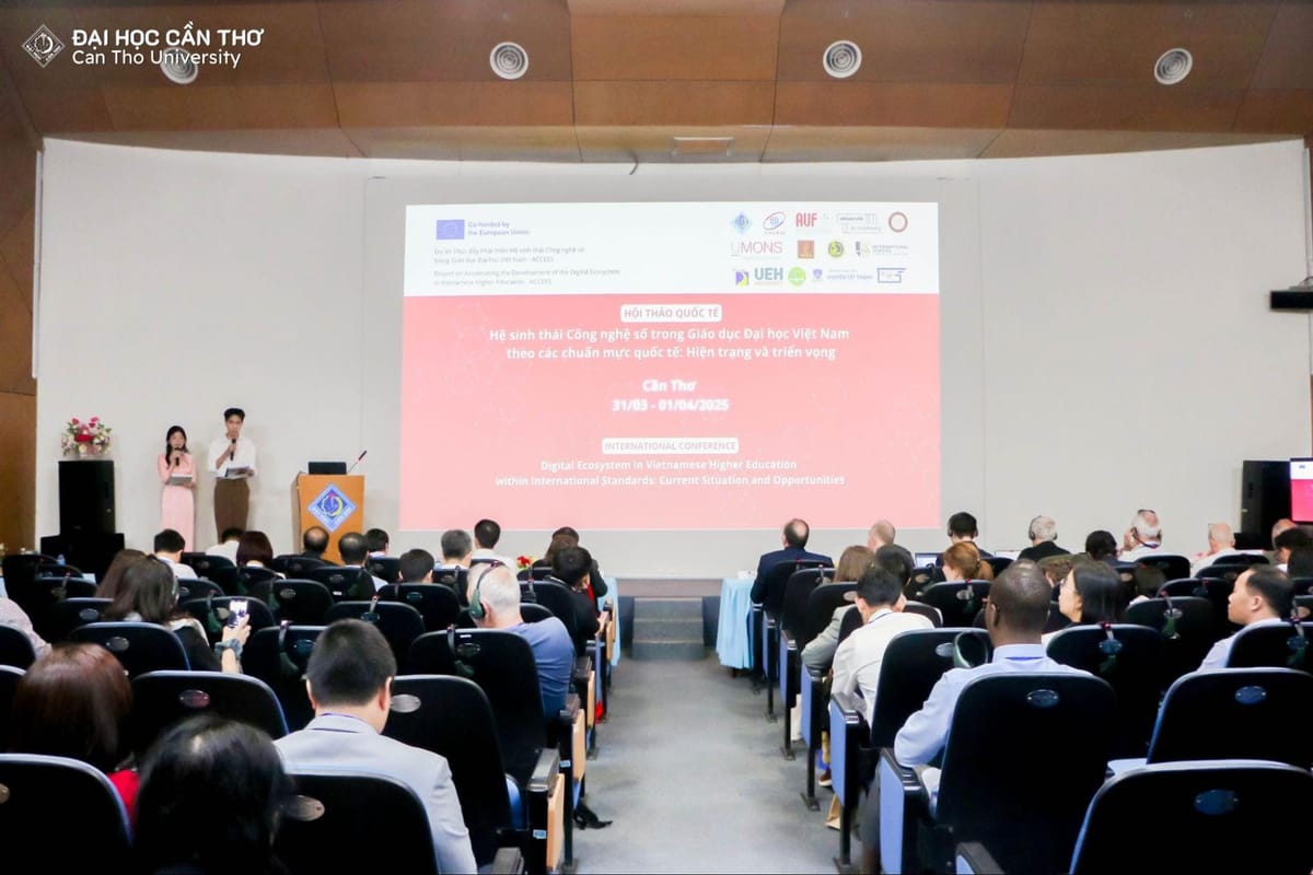 Khai mạc Hội thảo Quốc tế “Hệ sinh thái công nghệ số trong giáo dục đại học Việt Nam theo các chuẩn mực quốc tế: Hiện trạng và triển vọng”