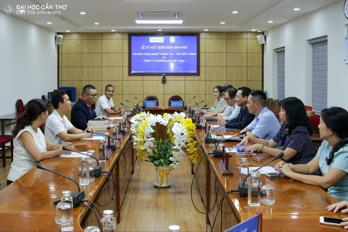 Trường Công nghệ Thông tin và Truyền thông ký kết biên bản ghi nhớ hợp tác với Công ty TNHH Rainscales Việt Nam