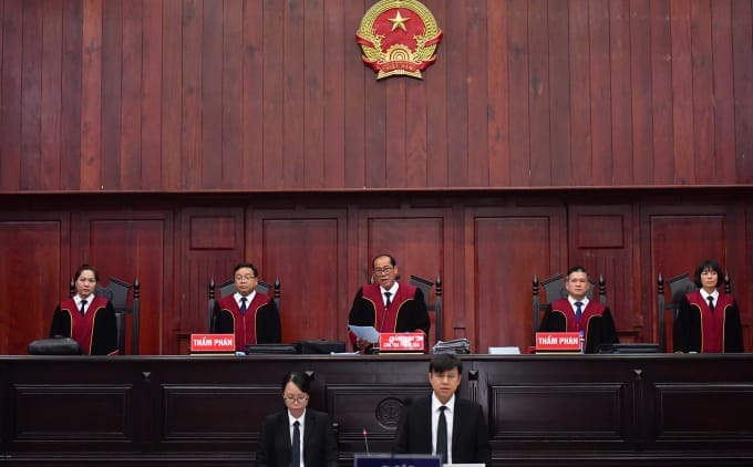 Bà Trương Mỹ Lan được tiếp xúc với luật sư dưới sự giám sát của công an