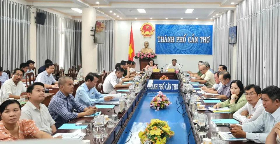 Thực hiện đồng bộ, hiệu quả các giải pháp chống khai thác IUU