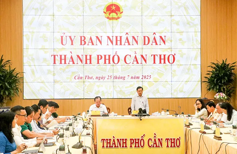 Tiếp tục rà soát, đánh giá cán bộ để bố trí, điều chuyển đúng vị trí nhằm phát huy sở trường, hiệu quả công việc